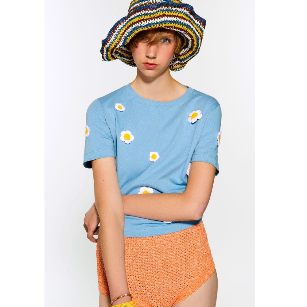 Zara Blue Embroidered Daisy detail T shirt